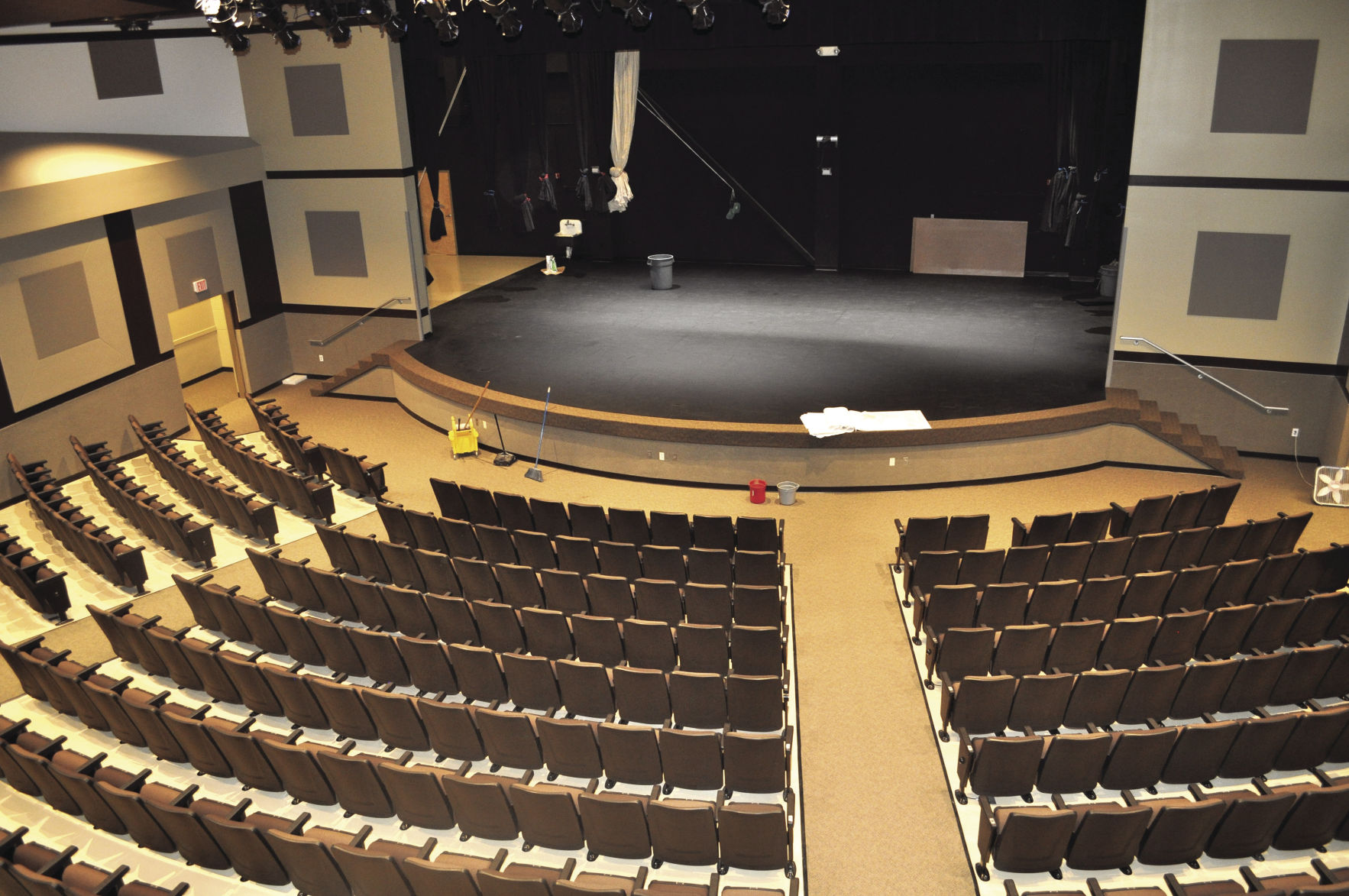 ICYMI: New Windsor auditorium has 715 seats, up from 366